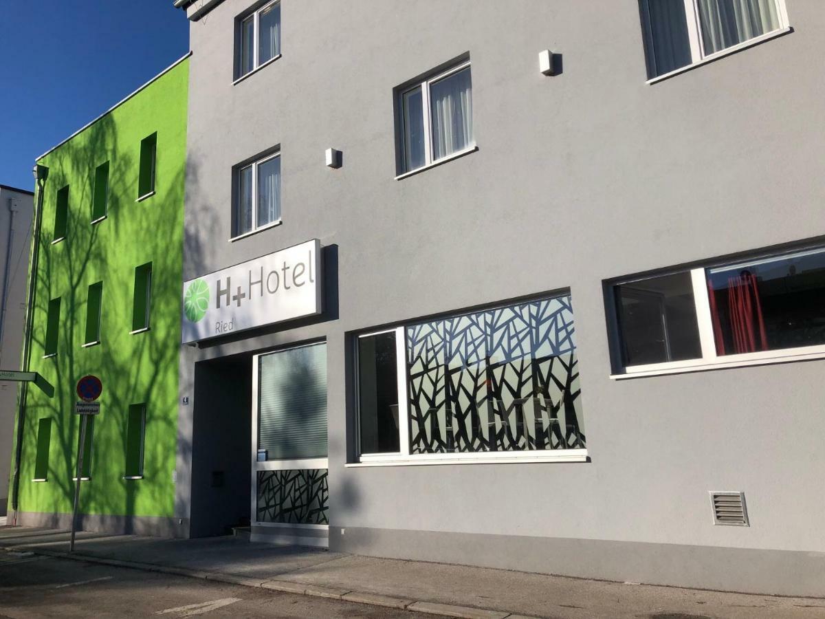 H+ Hotel Ried Рид  Экстерьер фото