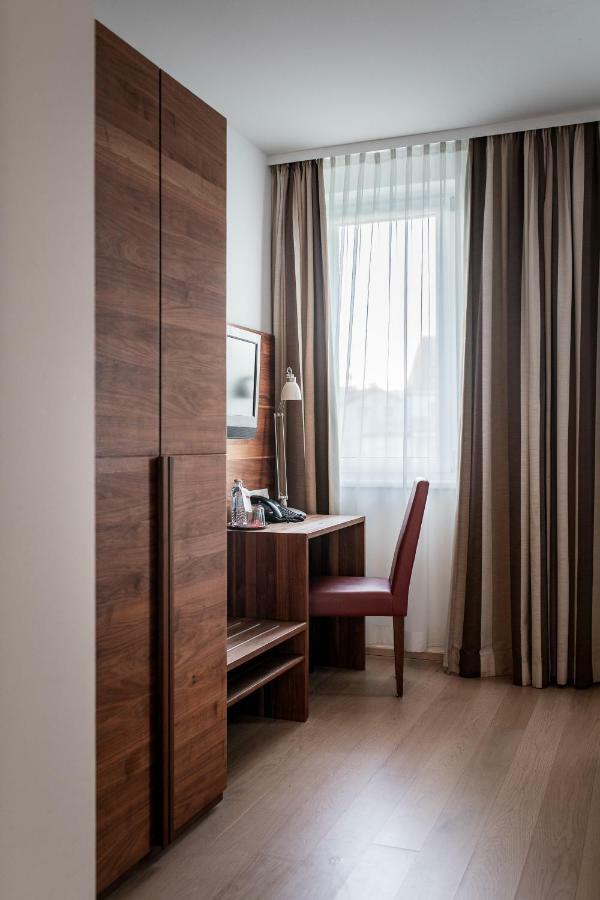 H+ Hotel Ried Рид  Экстерьер фото